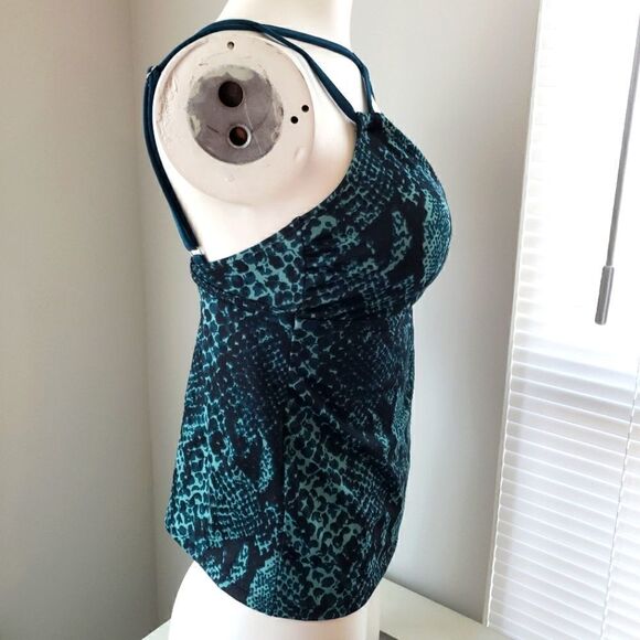 ALL IN MOTION SWIM TANK TOP STRAPPY BLUE AND BLACK SNAKE PRINT NWT - Picture 2 of 4
